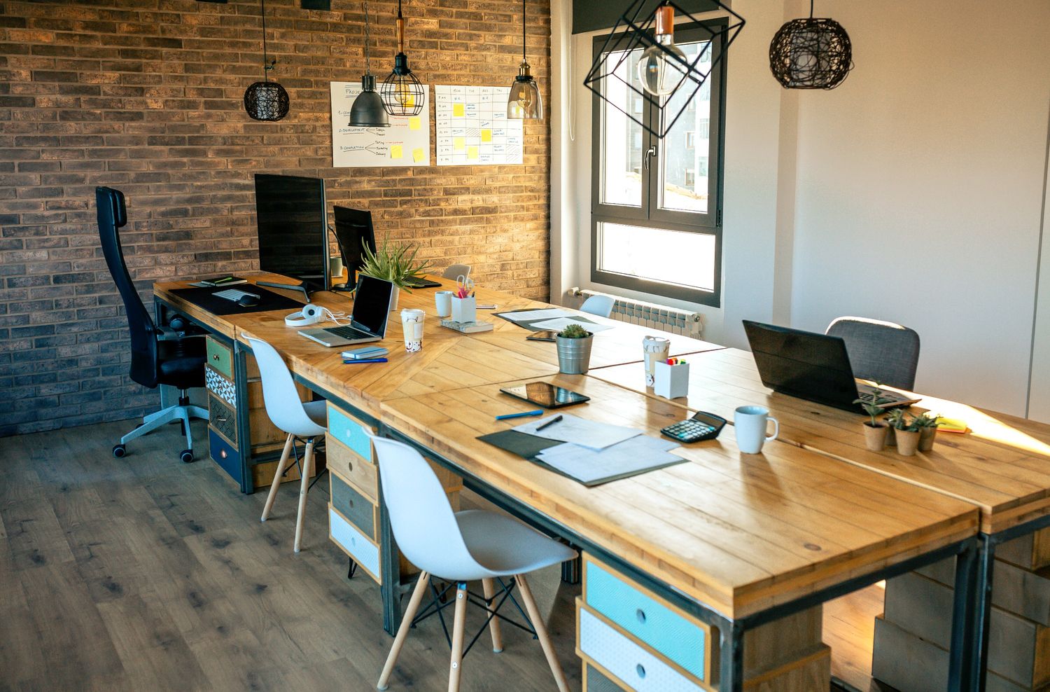 interior of industrial style coworking office d3m2bhy.jpg